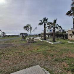 Live Close To The Sea